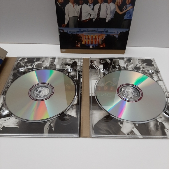 ๐ The West Wing - Season Two DVD TV Series - Picture 6 of 7